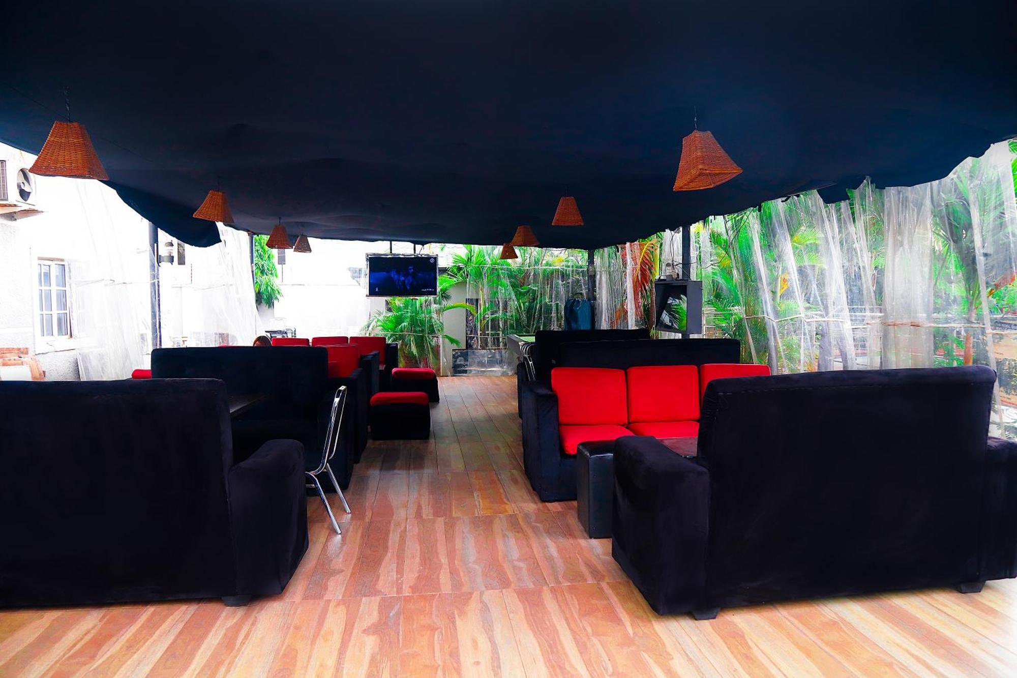 Western Dreams Hotel Abuja Exterior photo