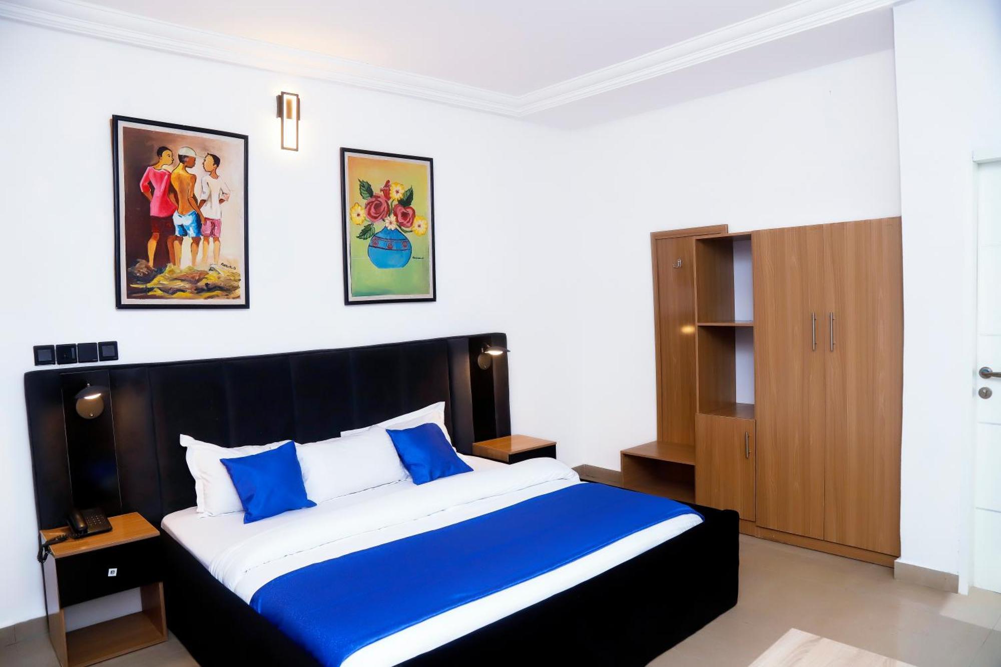 Western Dreams Hotel Abuja Exterior photo