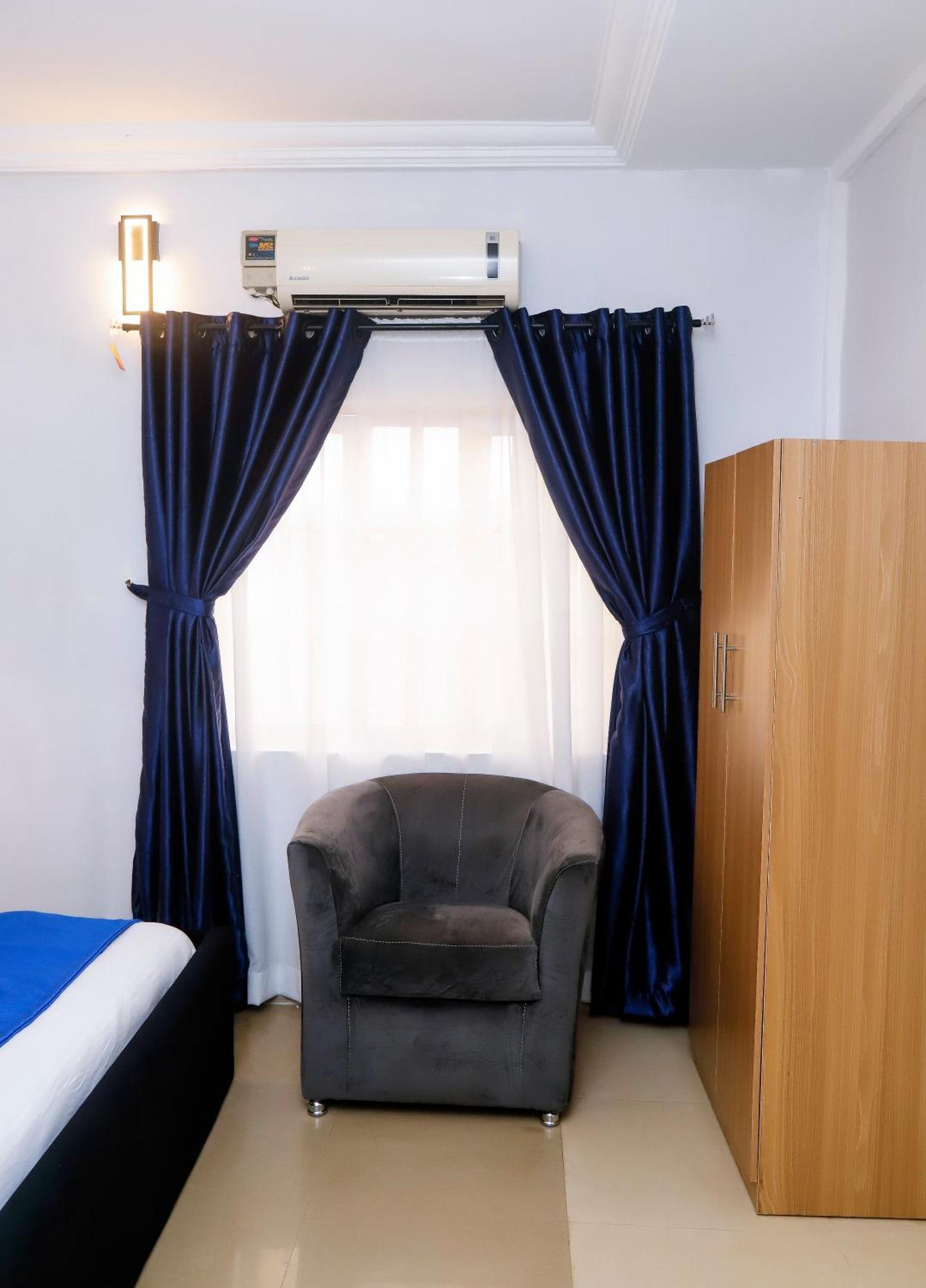 Western Dreams Hotel Abuja Exterior photo