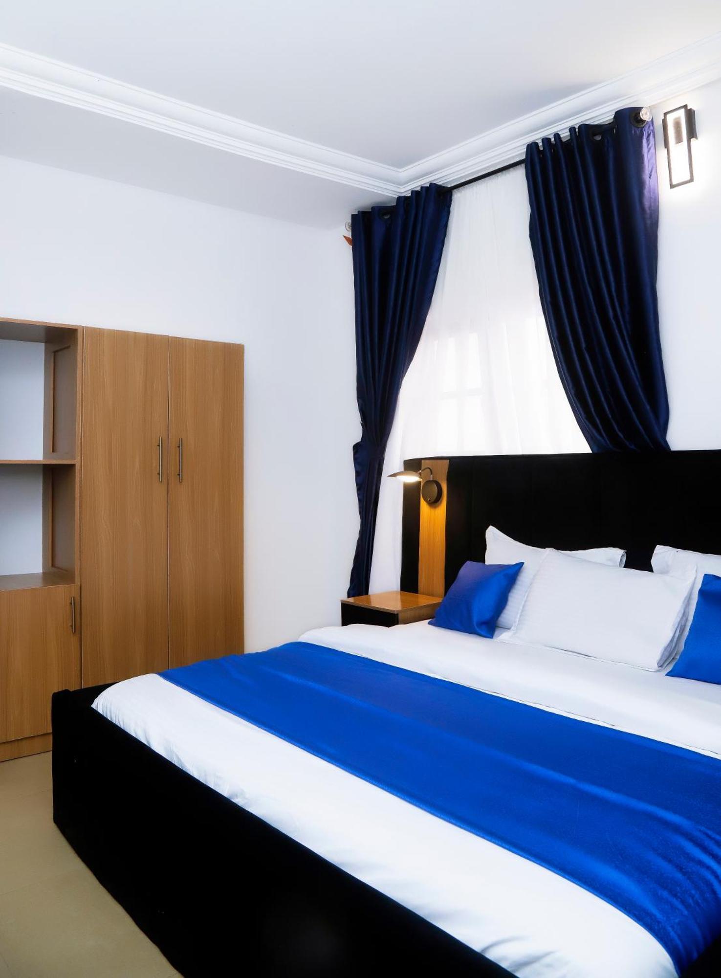 Western Dreams Hotel Abuja Exterior photo