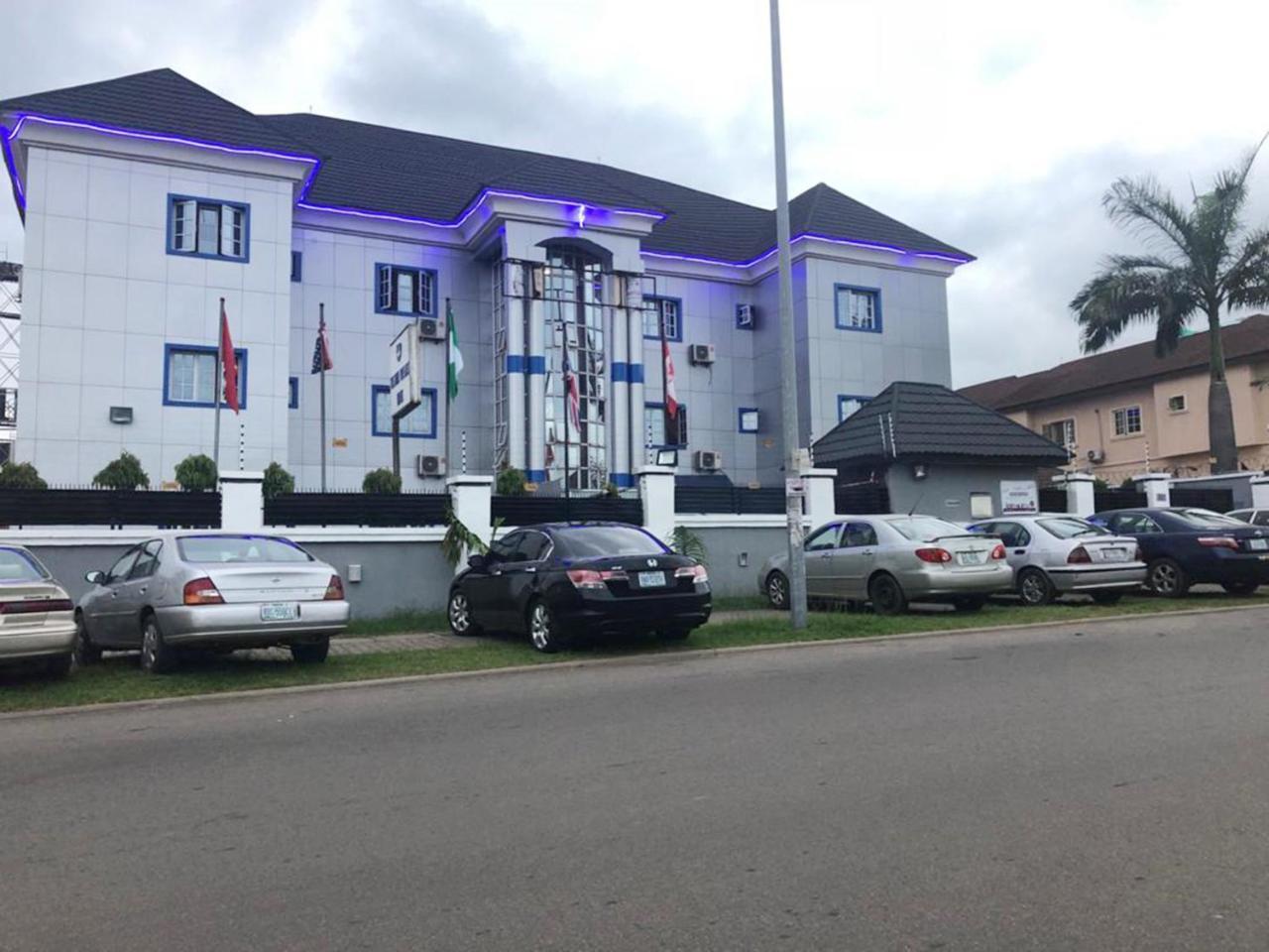 Western Dreams Hotel Abuja Exterior photo
