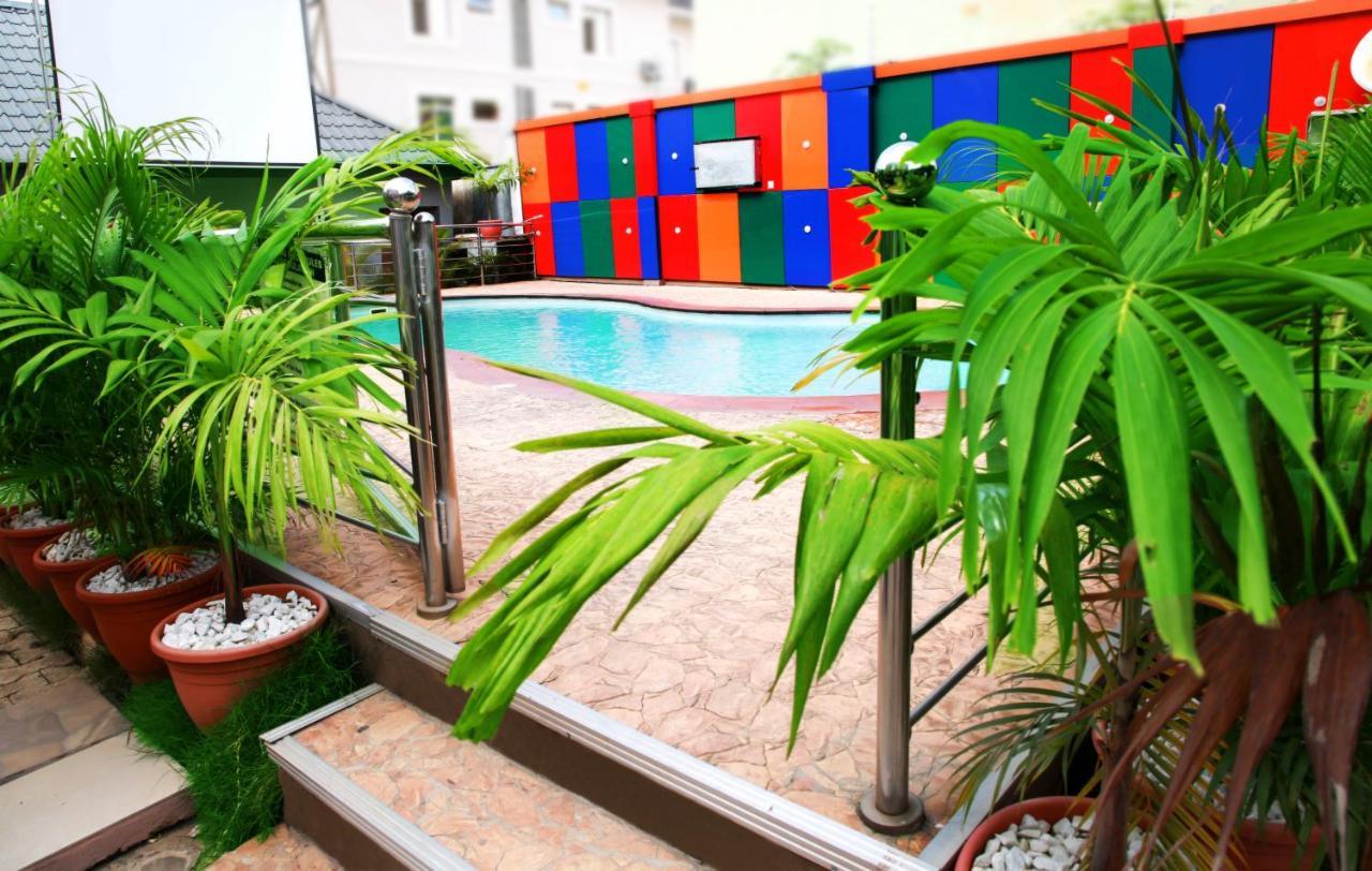 Western Dreams Hotel Abuja Exterior photo
