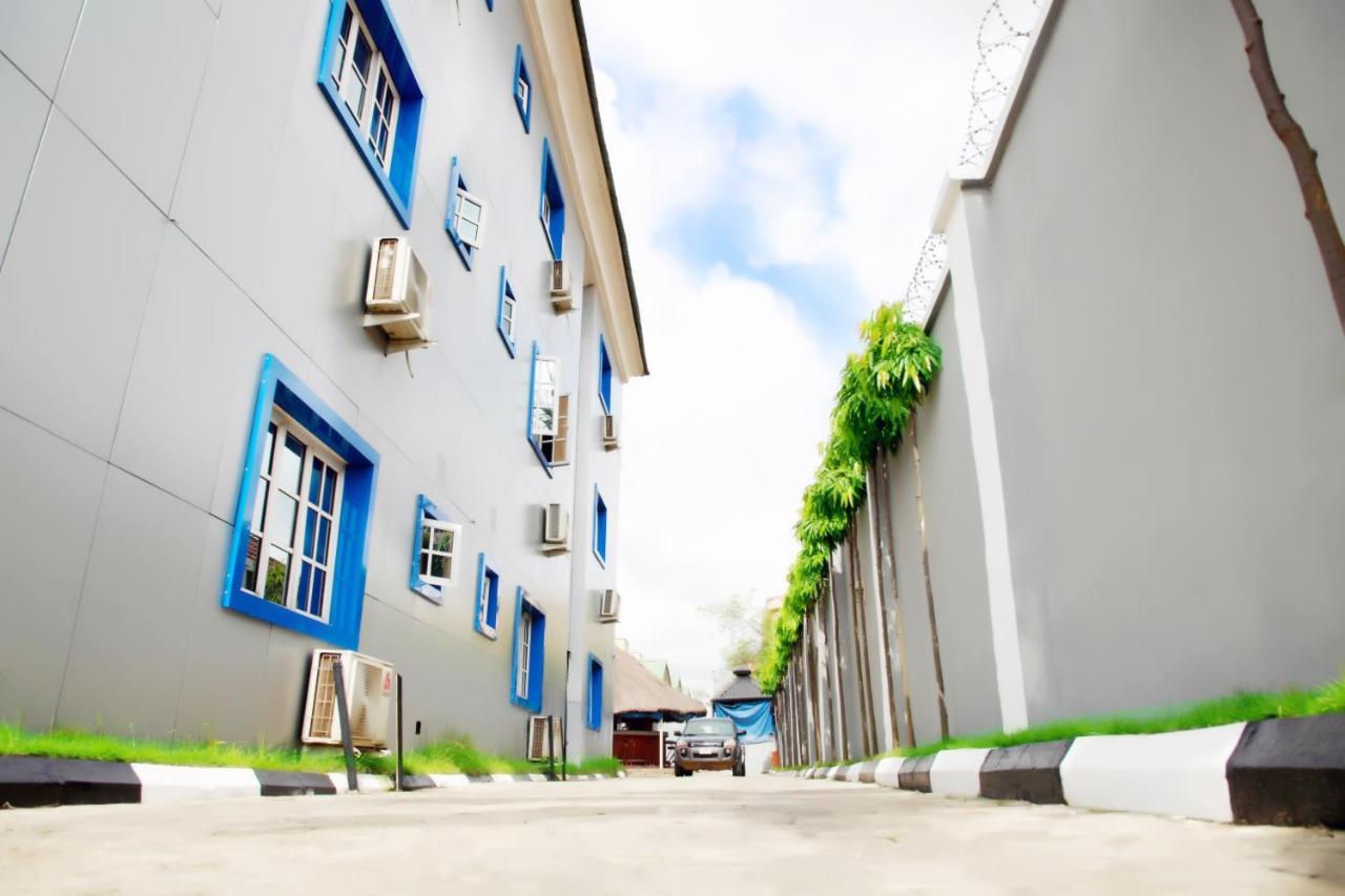Western Dreams Hotel Abuja Exterior photo